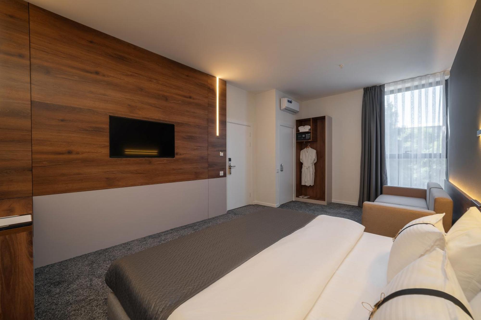 Duo Hotel By Futuro Biszkek Zewnętrze zdjęcie