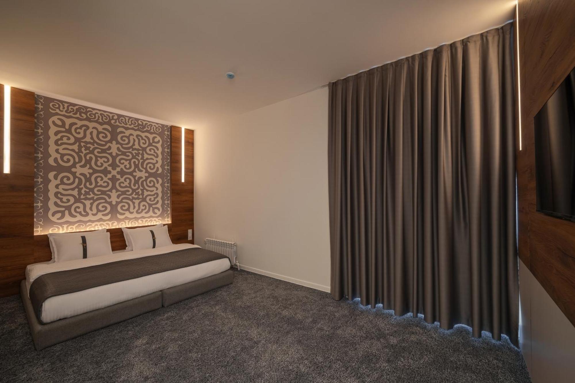 Duo Hotel By Futuro Biszkek Zewnętrze zdjęcie