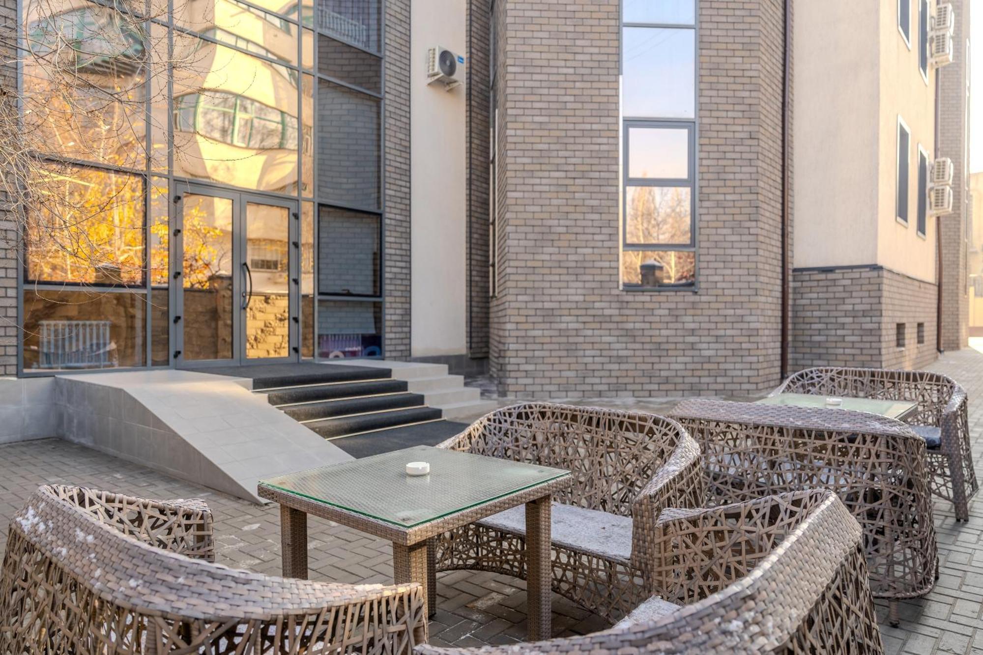 Duo Hotel By Futuro Biszkek Zewnętrze zdjęcie